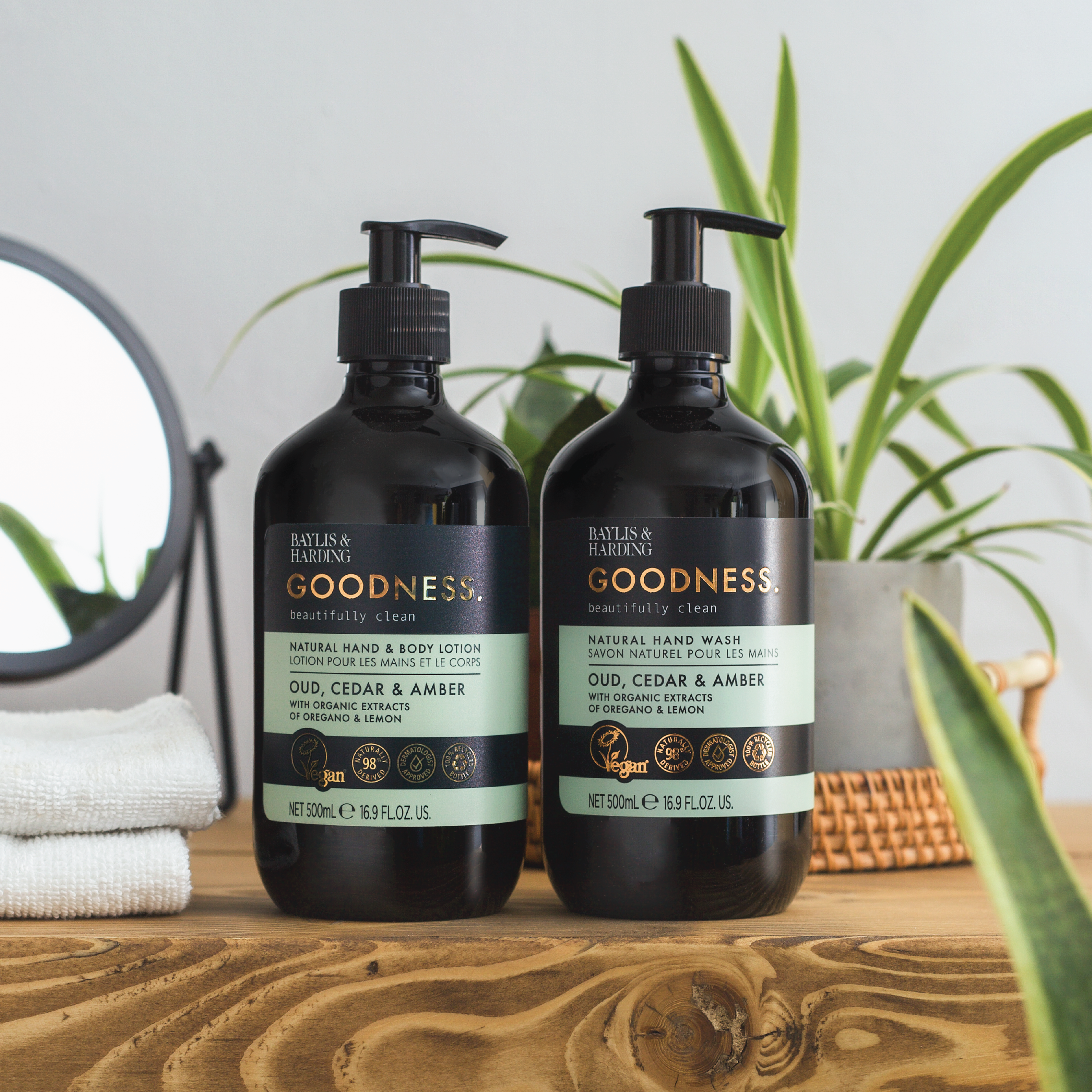 Baylis & Harding Goodness Oud, Cedar & Amber Hand & Body Cream, 500 ml