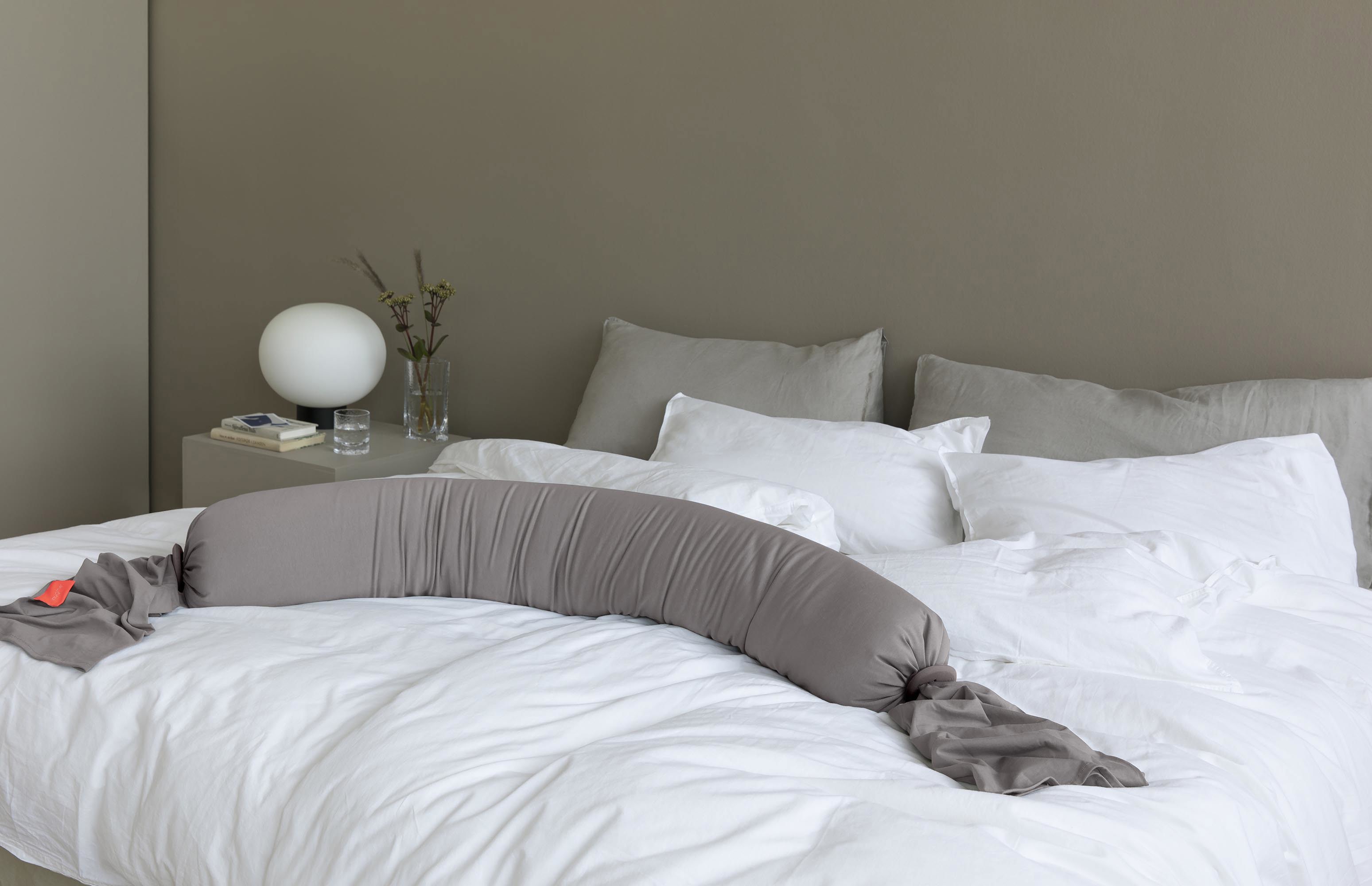 bbhugme Pregnancy Pillow, Stone/Grey, 1 stk.