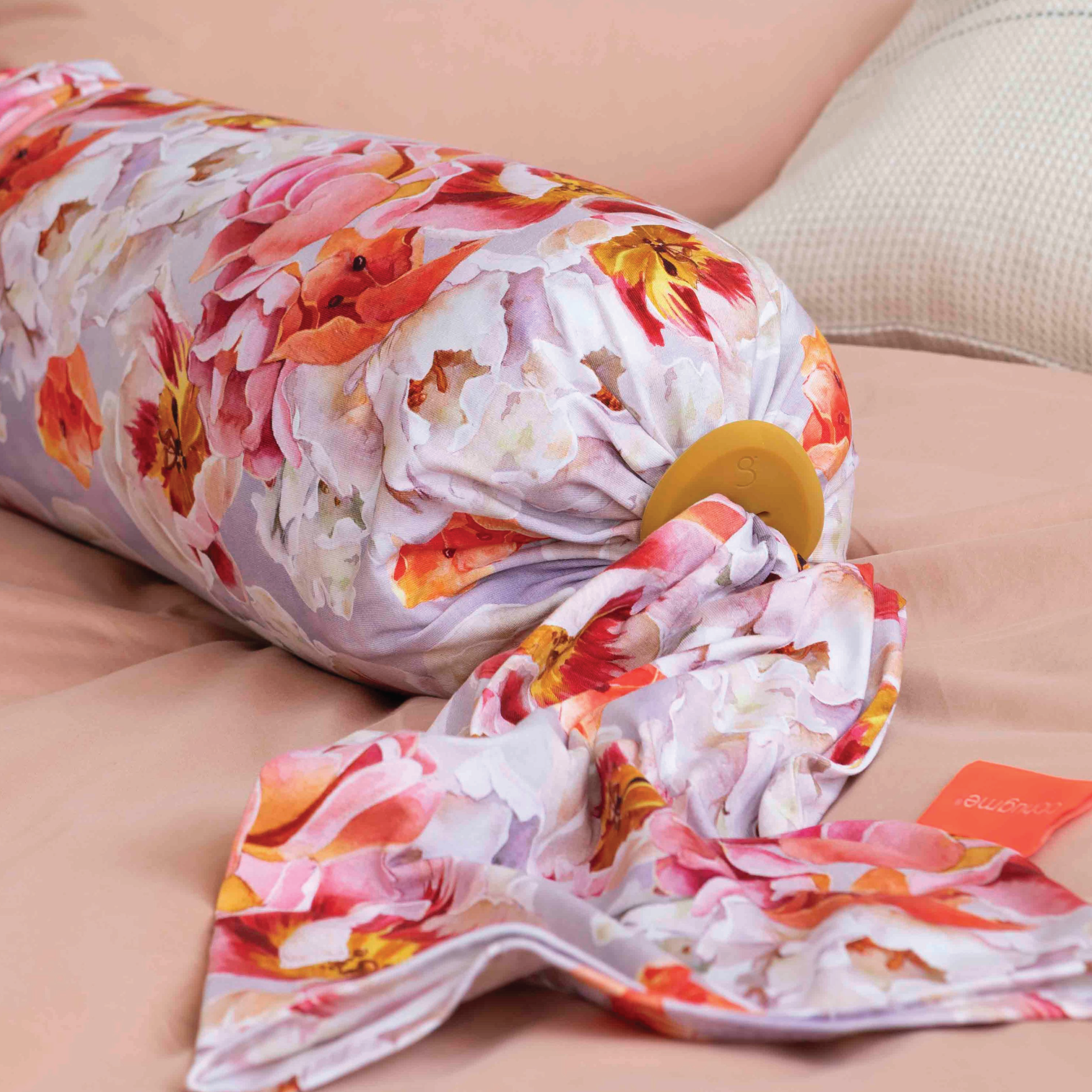 bbhugme Pregnancy Pillow, Blushing Roses, 1 stk.