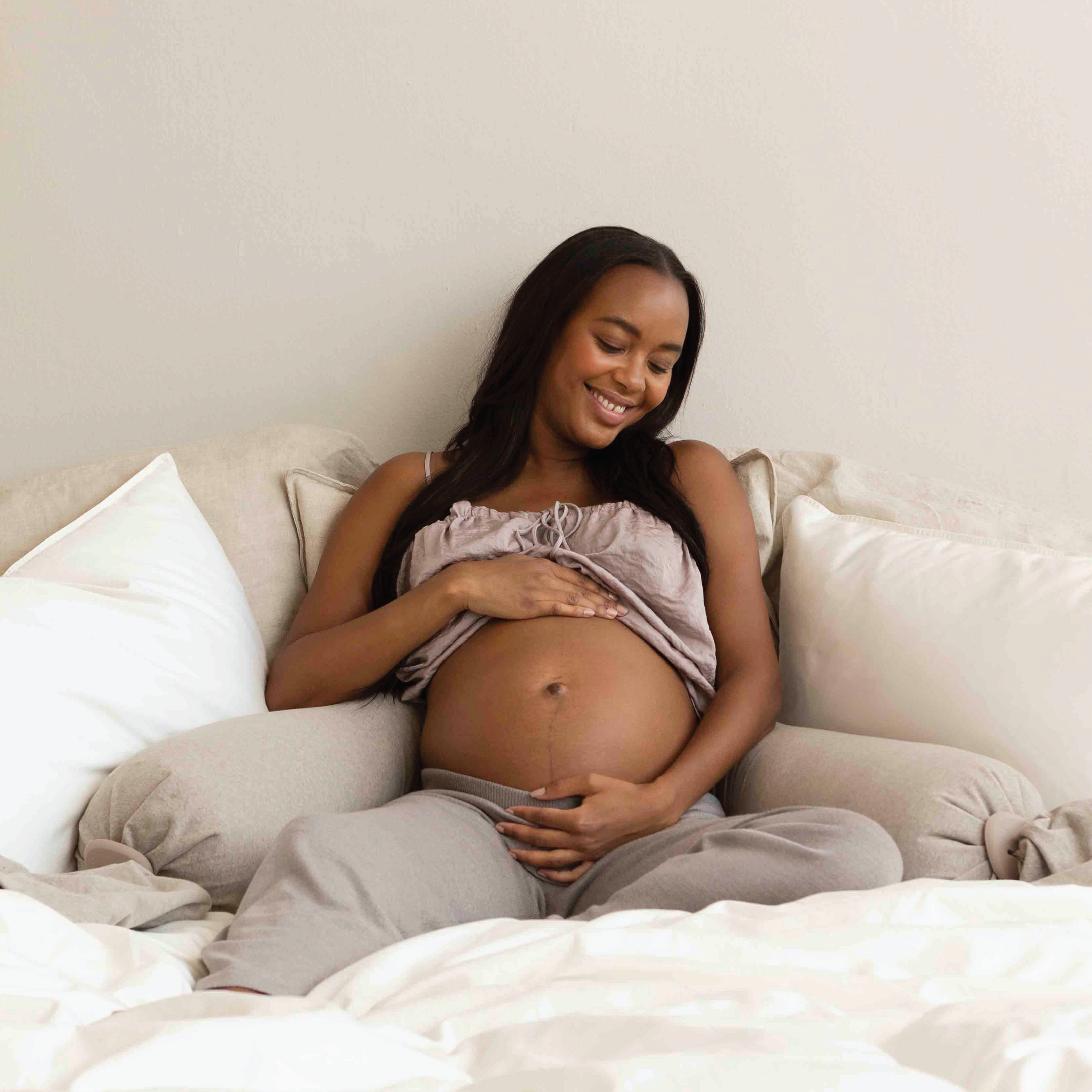 bbhugme Pregnancy Pillow, Seashell Beige, 1 stk.