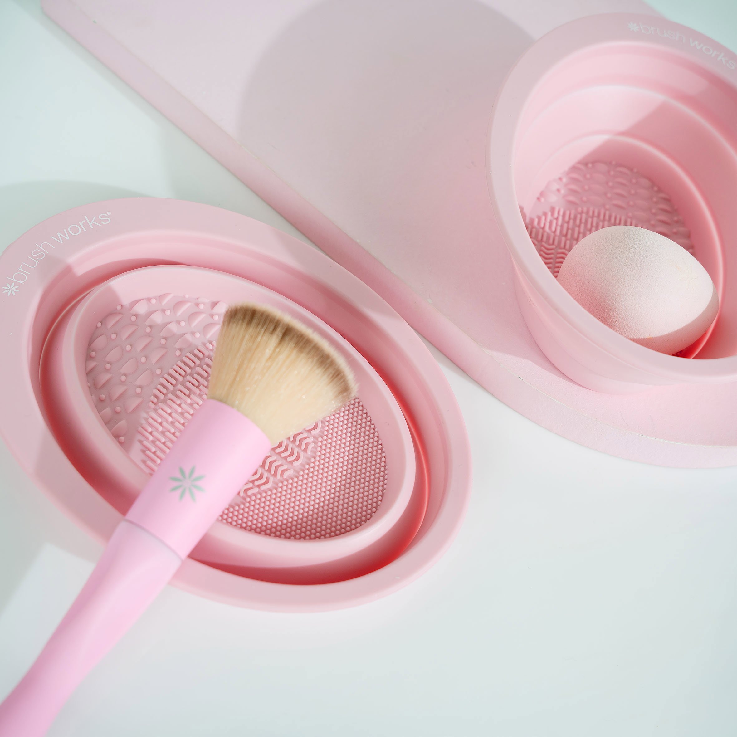 Brushworks Silicone Makeup Brush Cleaning Bowl, 1 stk.