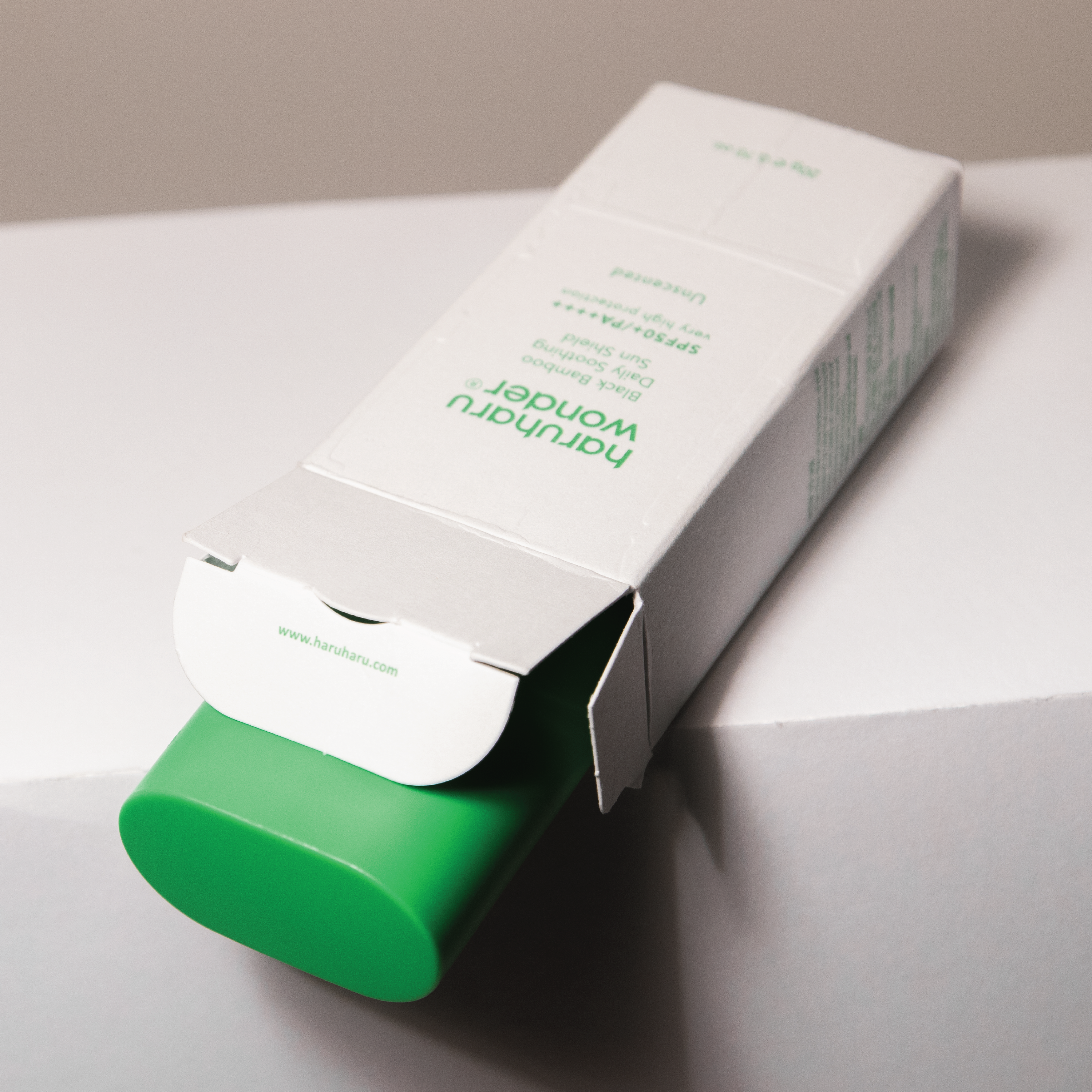 haruharu wonder Black Bamboo Daily Soothing Sun Shield SPF50+ PA++++, 20 g