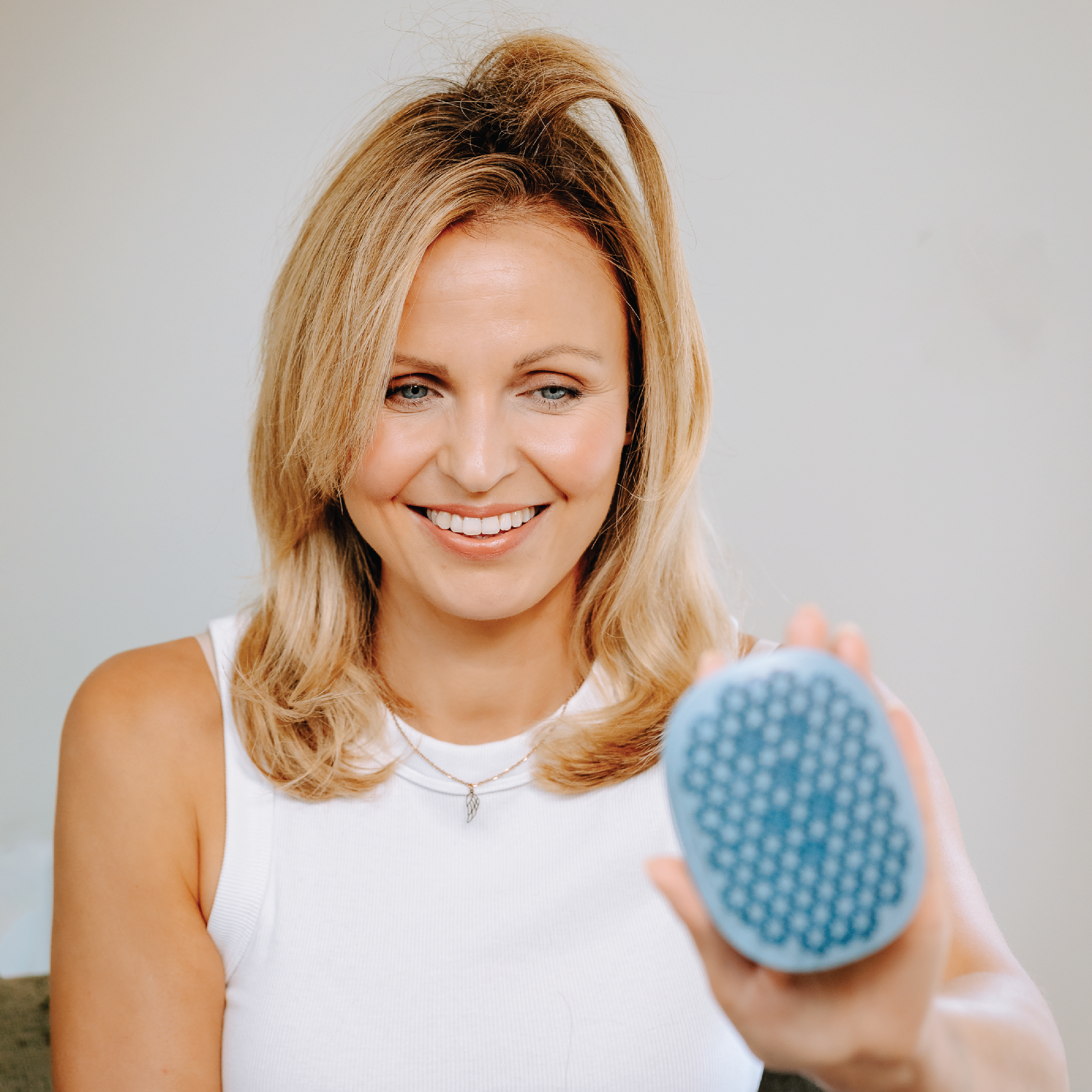 MANTA Mirror Hårbørste, Blå, 1 stk.