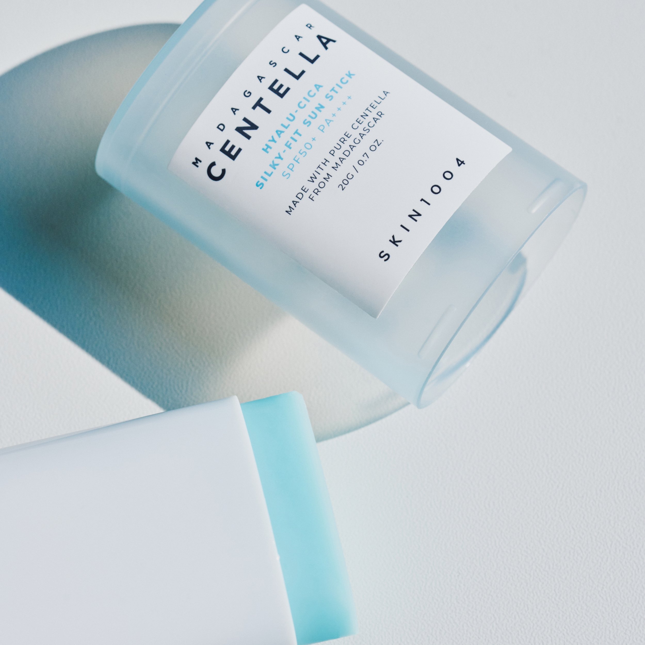 SKIN1004 Madagascar Centella Hyalu-Cica Silky-Fit Sun Stick SPF50+ PA++++, 20 g