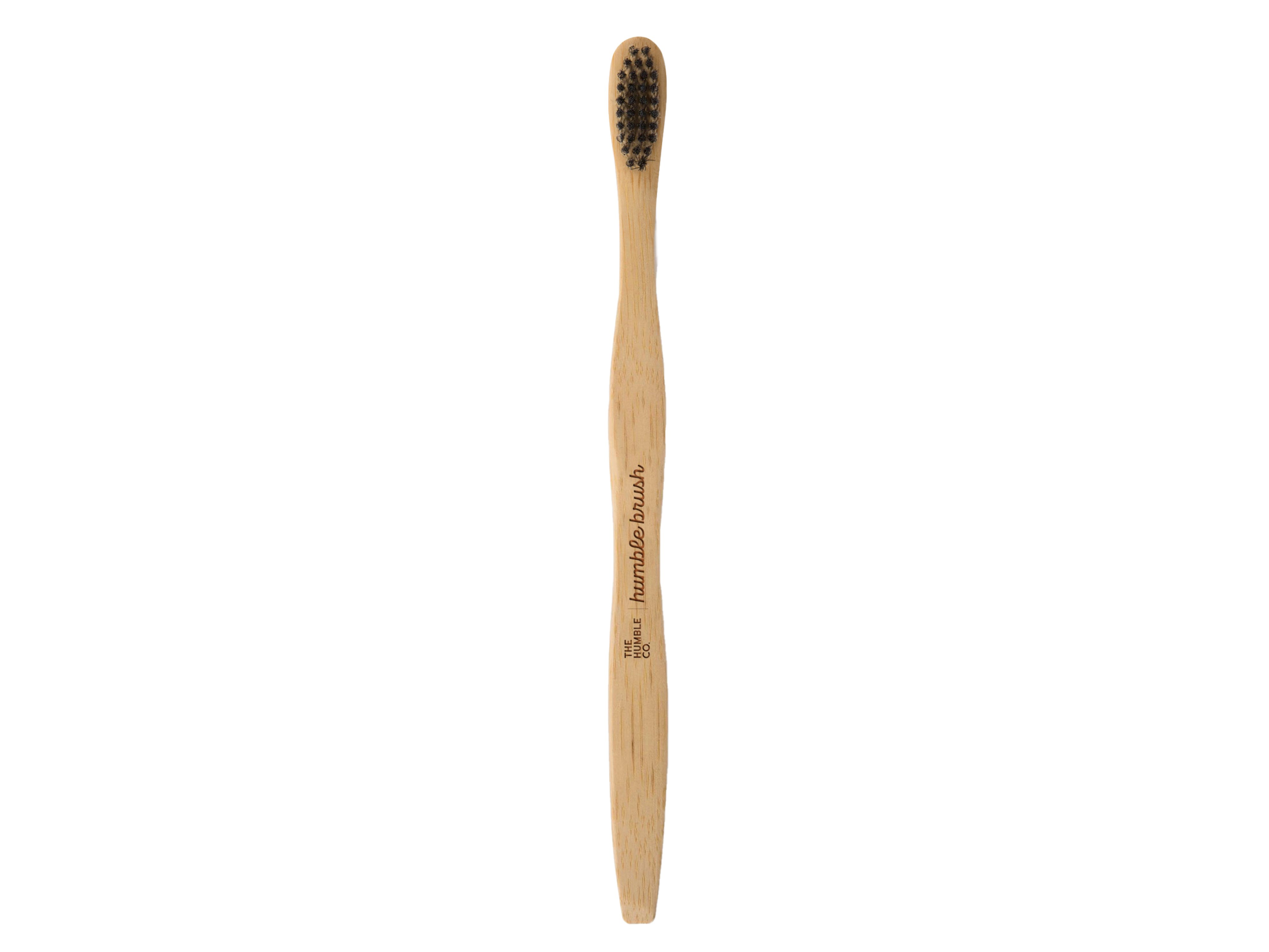 The Humble Co. Flat Curved Brush Adult Soft Mix, assorterte farger, 1 stk.